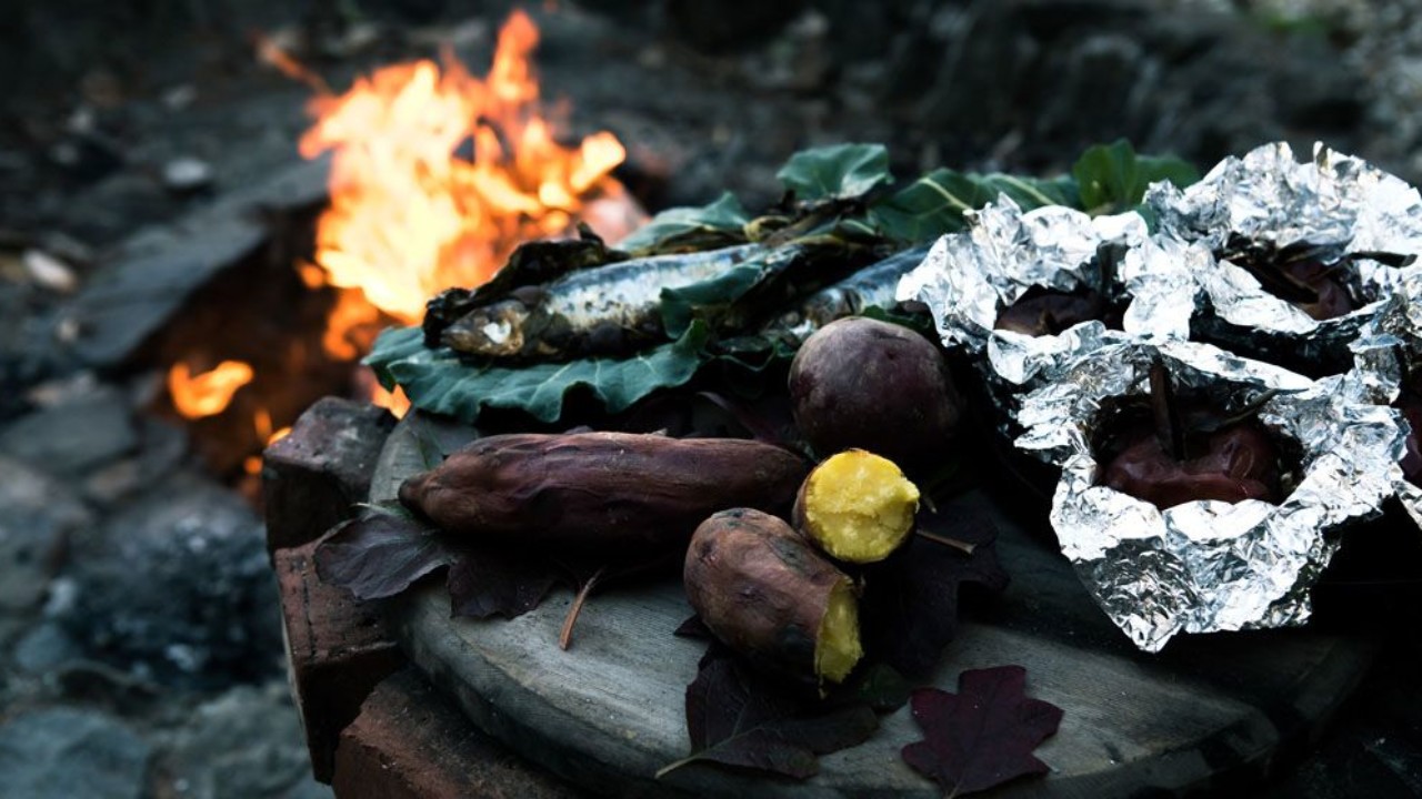 焼き芋に合うサツマイモの品種はどれ 8種を食べ比べました What A Delicious Outdoor 05 Hyakkei ドットヒャッケイ