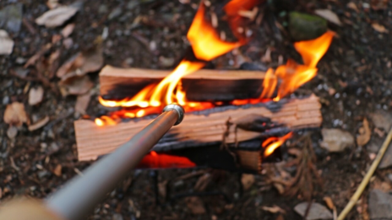 超歓迎】 火吹き棒 ファイヤーブラスター キャンプ キャンプ用品 BBQ
